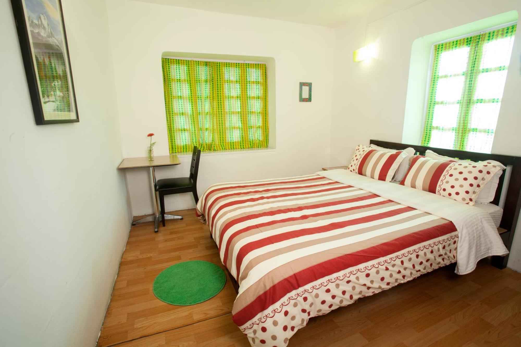 Cocina Mitho Chha Bnb Kathmandu Esterno foto